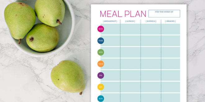 Get your school year on track with this free printable meal planner. With a space to plan all of your breakfasts, lunches, dinners and snacks, you can stay organized and disciplined to keep a healthy diet. Design by Elegance & Enchantment for Remodelaholic.