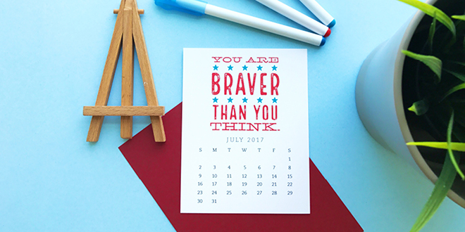 Pretty your workspace with this free printable calendar card for July 2017. New calendars are released every month! // Design from Elegance and Enchantment.