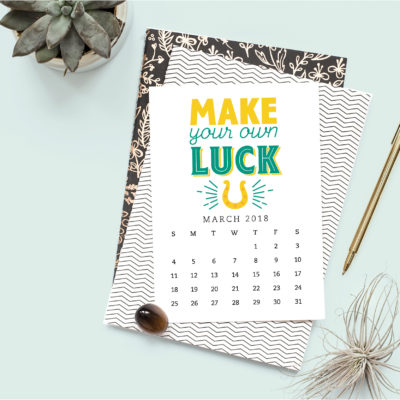 Pretty your workspace with this free printable calendar card for March 2018. New calendars are released every month! // Design from Elegance and Enchantment. #calendar #printable #stationery